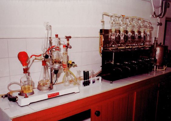 Laboratorio Centro Enochimico Barbera