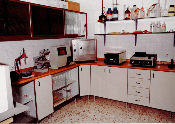 Laboratorio Centro Enochimico Barbera