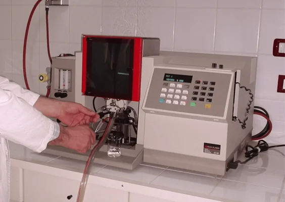 Laboratorio Centro Enochimico Barbera